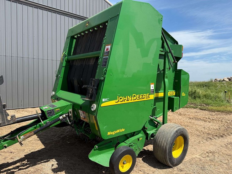 2006-john-deere-567-image-34