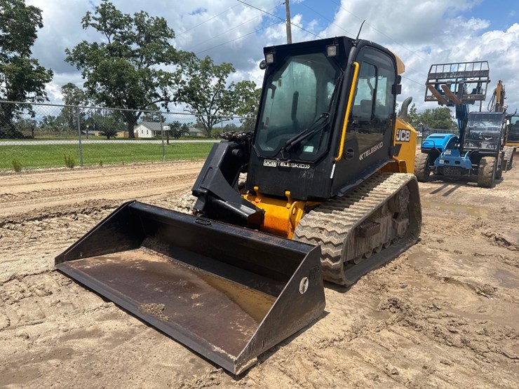 jcb-3ts-8t-image-2