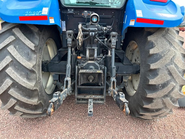 2017-new-holland-t5.110-image-17