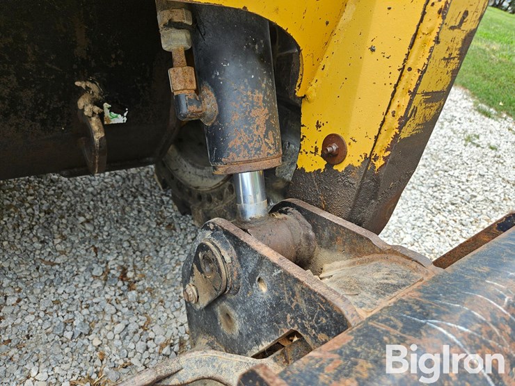 2005-caterpillar-252b-image-15