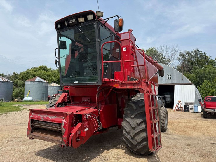 1990-case-ih-1680-image-50