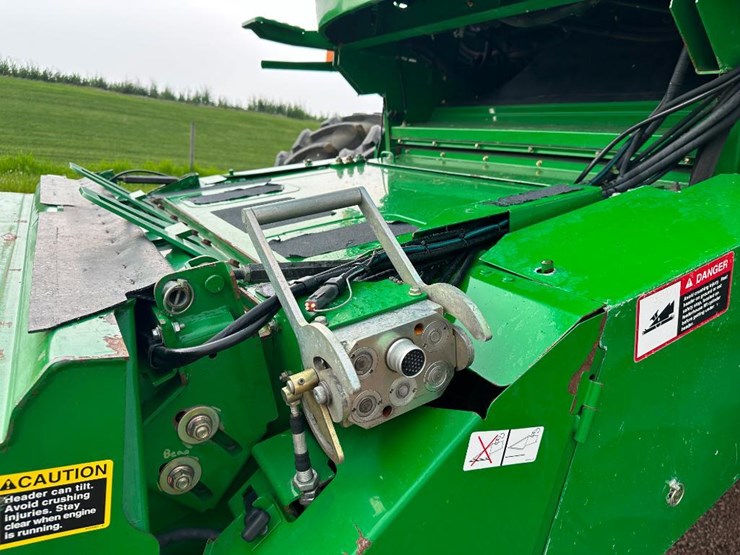2007-john-deere-9860-sts-image-37