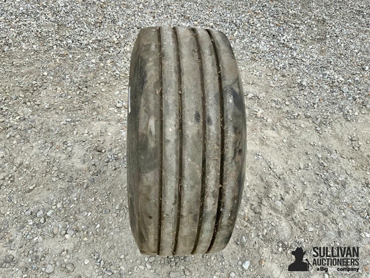 carlisle-12.5l-15-implement-tire-image-8