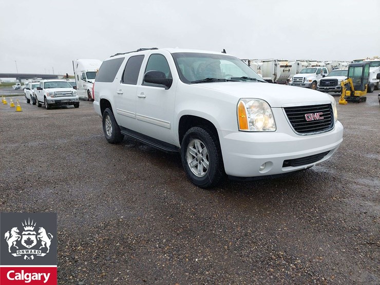 2010-gmc-yukon-xl-image-2