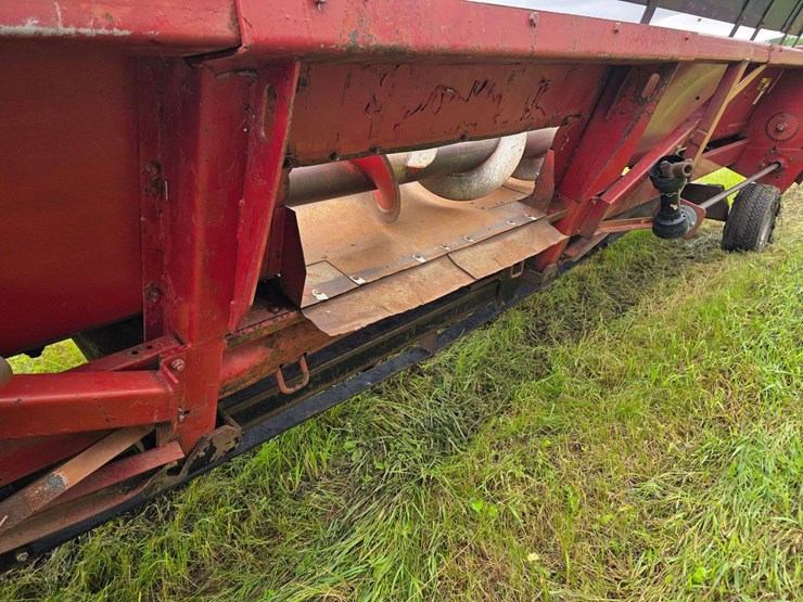 case-ih-1083-image-29