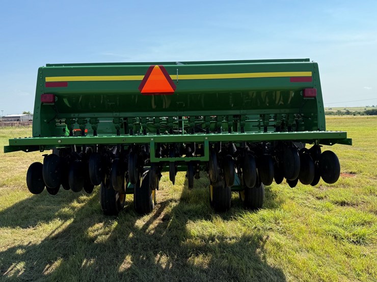 john-deere-455-image-23