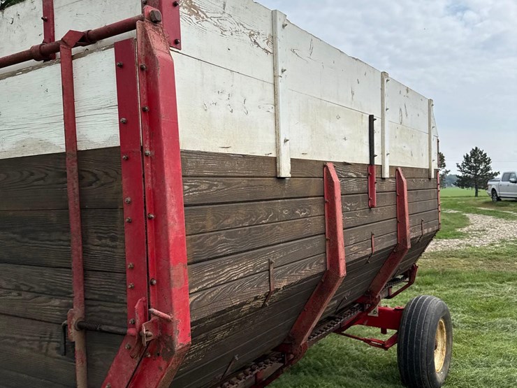 roorda-12ft-rear-unload-silage-wagon-image-12