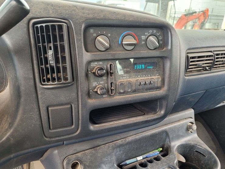 1998-chevrolet-express-3500-image-9