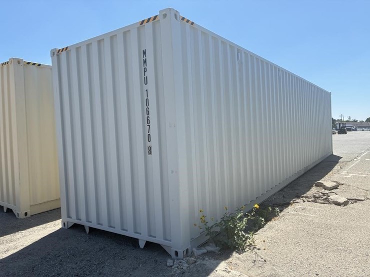 40'-shipping-container-image-3