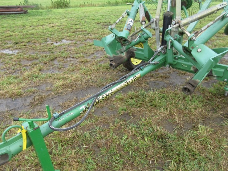 john-deere-702-image-2