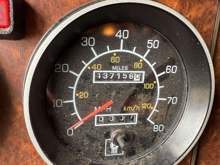kenworth-t300-image-26