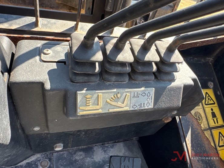 jcb-930-image-17