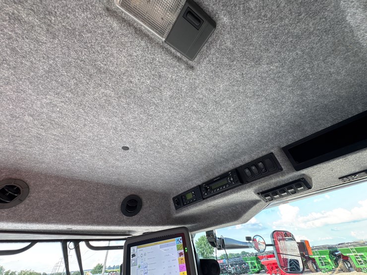 2012-massey-ferguson-9540-image-26