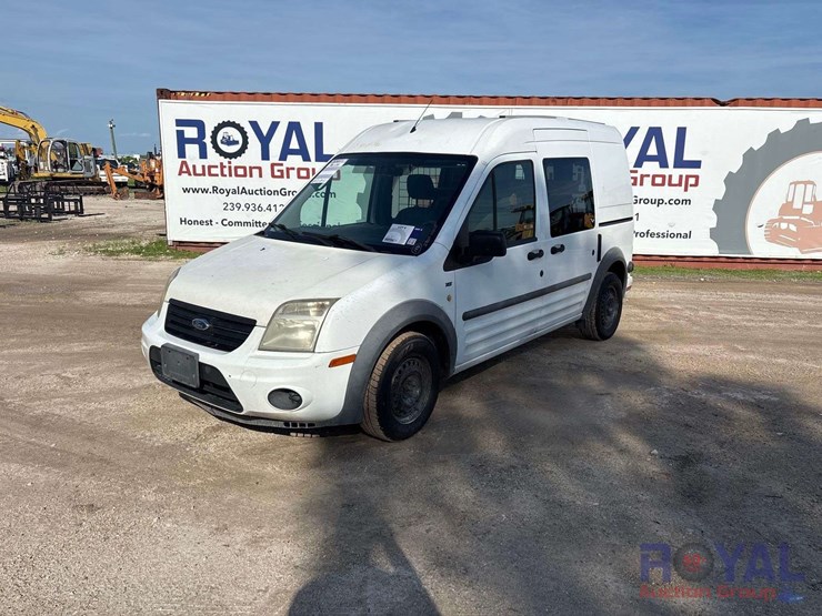 2011-ford-transit-connect-image-1