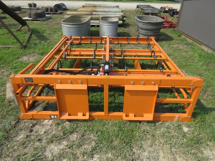 land-honor-skid-steer-hay-accumulator-image-5