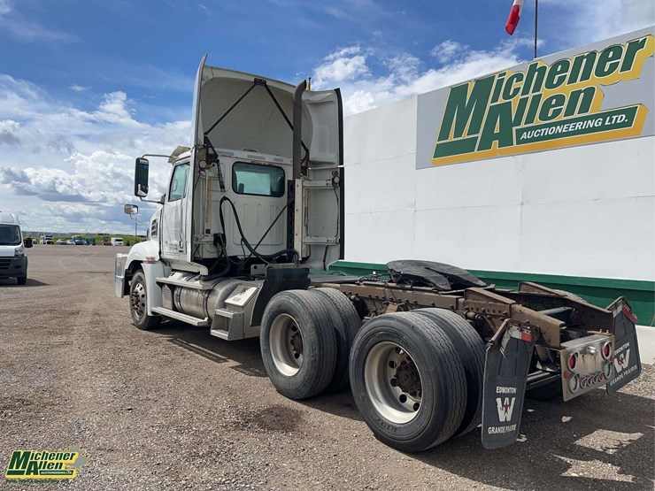 2017-western-star-5700xe-image-11