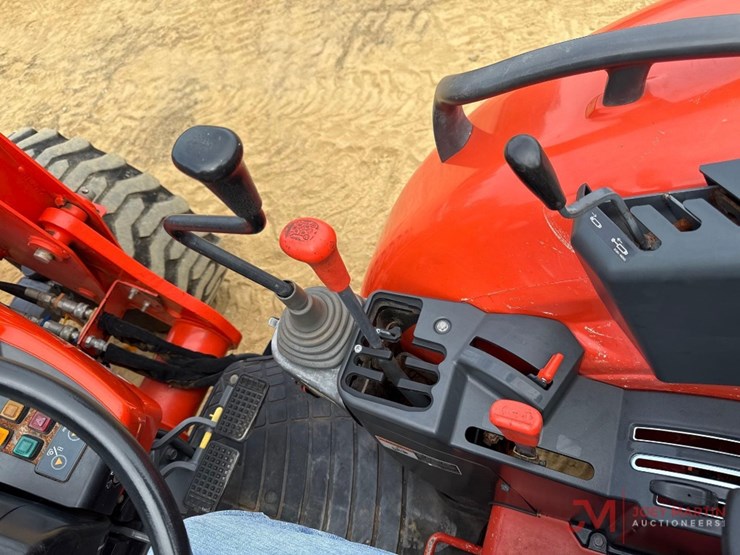kubota-m7060d-image-16