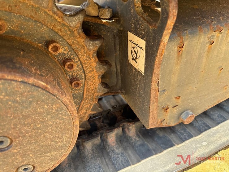 2021-bobcat-e26-image-6