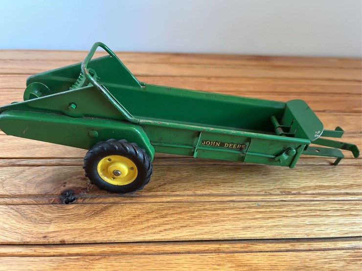 john-deere-16-image-7