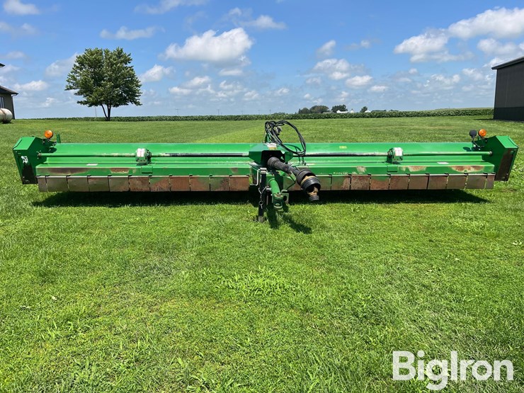 2013-john-deere-120-image-2