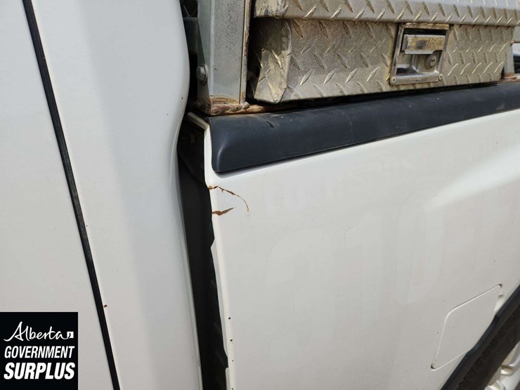 2008-nissan-titan-image-33