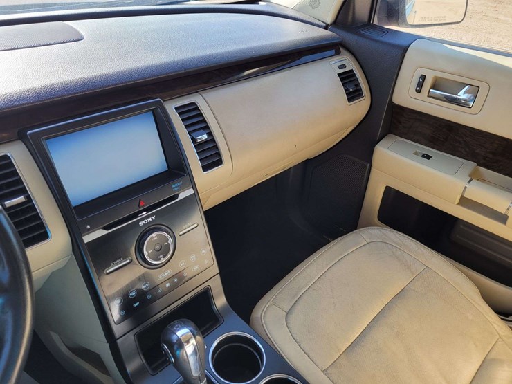 2013-ford-flex-image-11