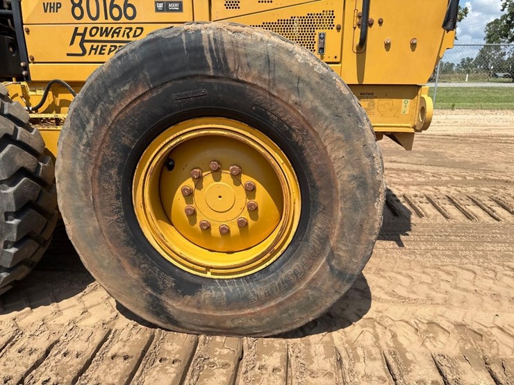 caterpillar-140m-vhp-image-9