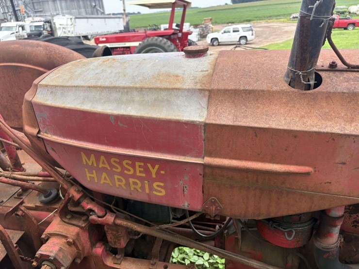 massey-ferguson-44-image-18