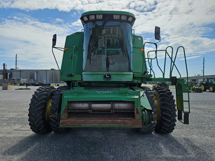 1996-john-deere-9600-image-2