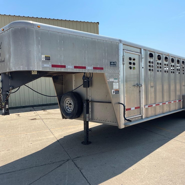 2014 WILSON LIVESTOCK TRAILER