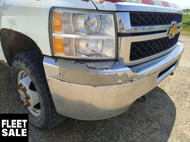 2014-chevrolet-silverado-3500hd-image-41