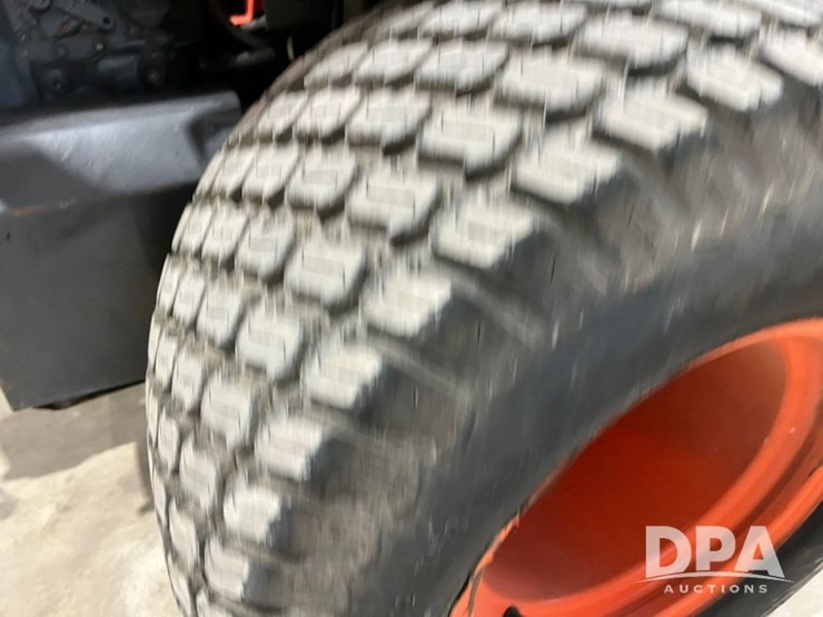 kubota-zd326-image-19