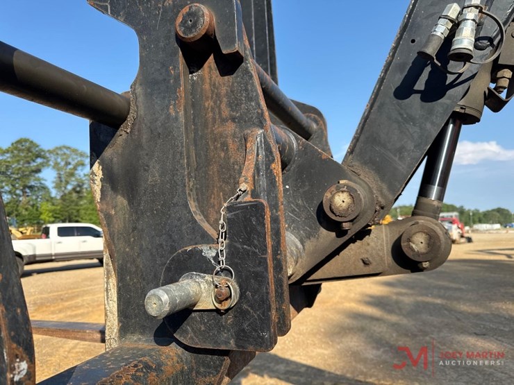2018-jlg-g5-18a-image-5
