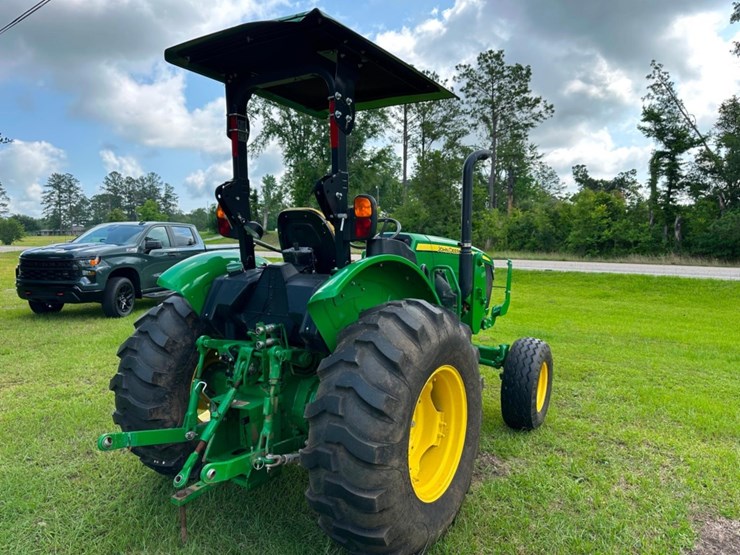 2021-john-deere-5045e-image-6