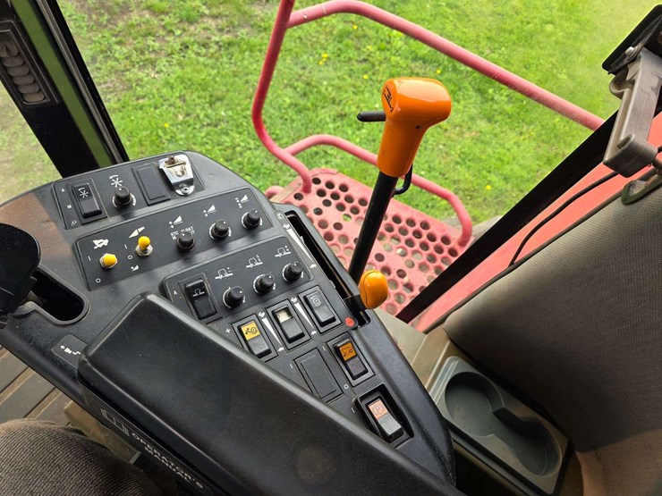 2002-case-ih-2388-image-73