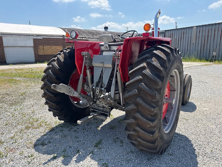 massey-ferguson-1130-image-10