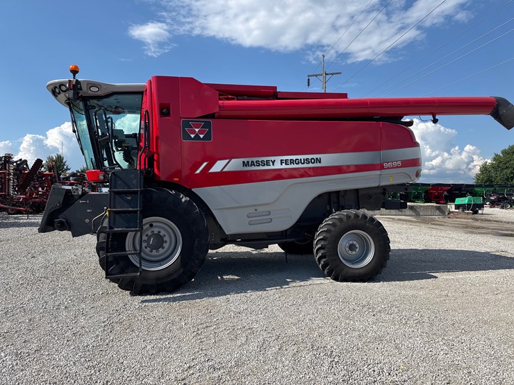 massey-ferguson-9695-image-2