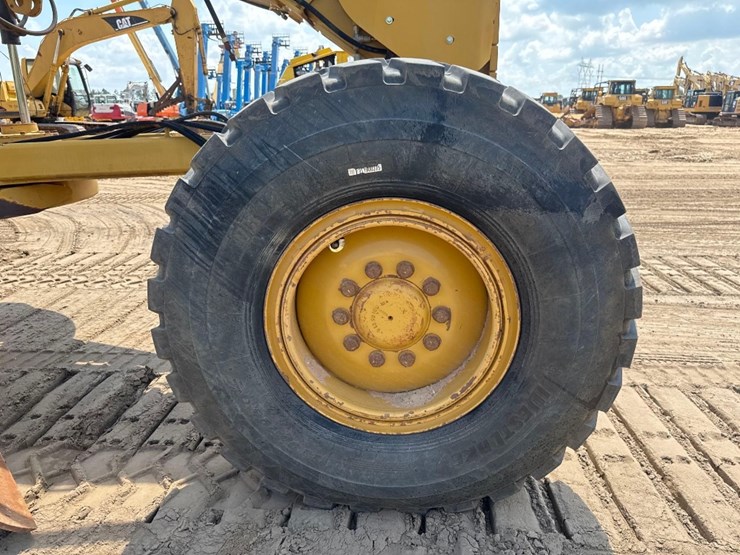 caterpillar-140m-vhp-image-12