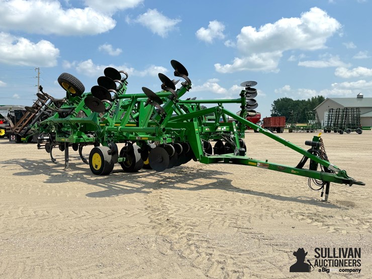 2017-john-deere-2730-image-2