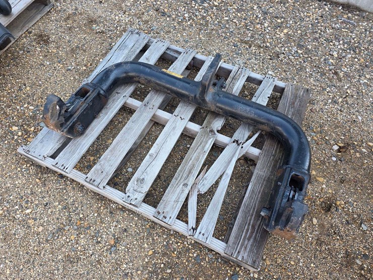 factory-ih-cat-3-quick-hitch-image-2