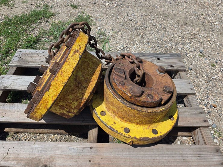 john-deere-10-image-1