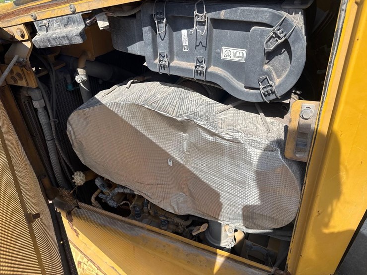 2018-caterpillar-d6t-lgp-image-22