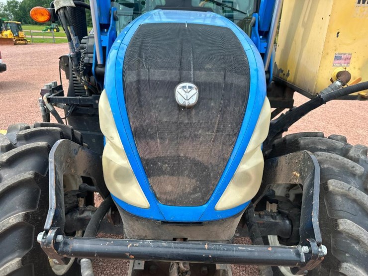 2017-new-holland-t5.110-image-33