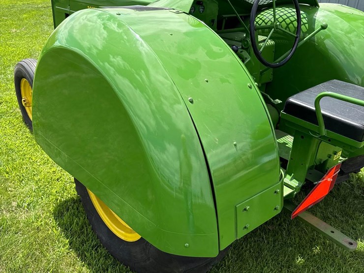 1956-john-deere-60-image-13