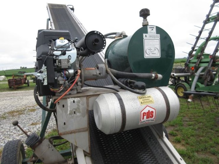 kraus-drive-over-fertilizer-conveyor-image-10