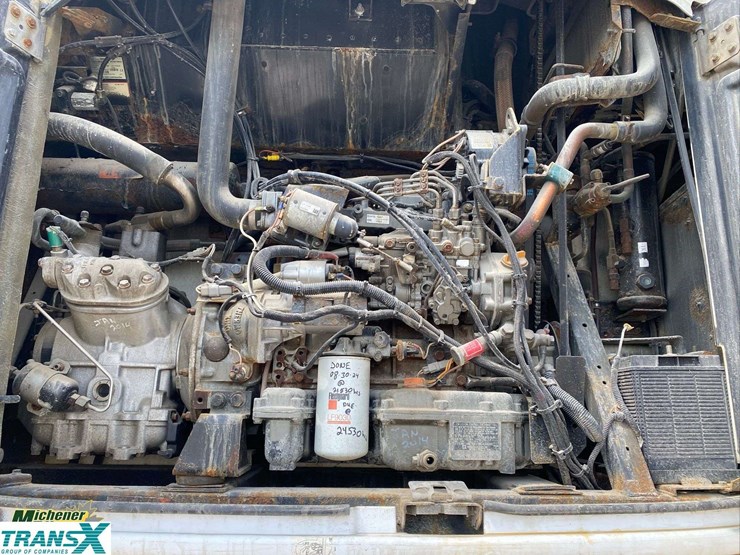 2014-utility-53'-x-102"-image-6