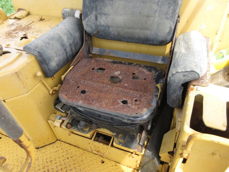 caterpillar-d7g-image-16
