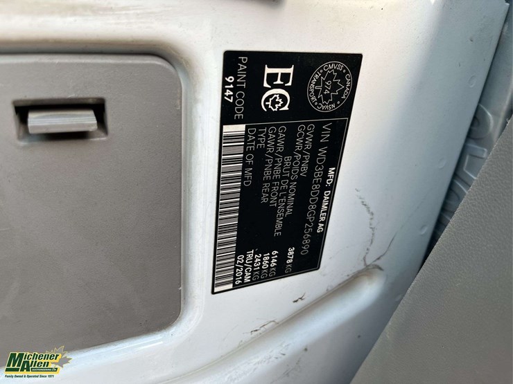2016-mercedes-benz-sprinter-2500-image-3