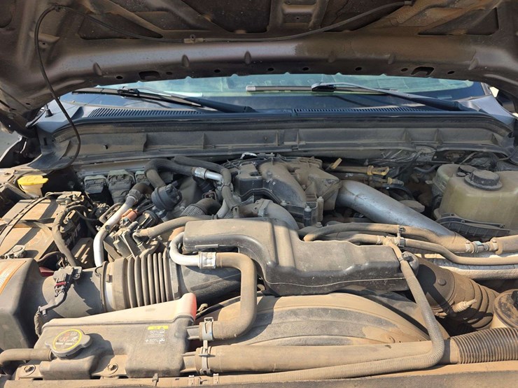 2011-ford-f350-image-32