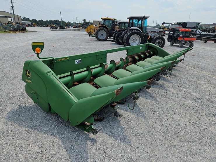 2009-john-deere-608c-image-12